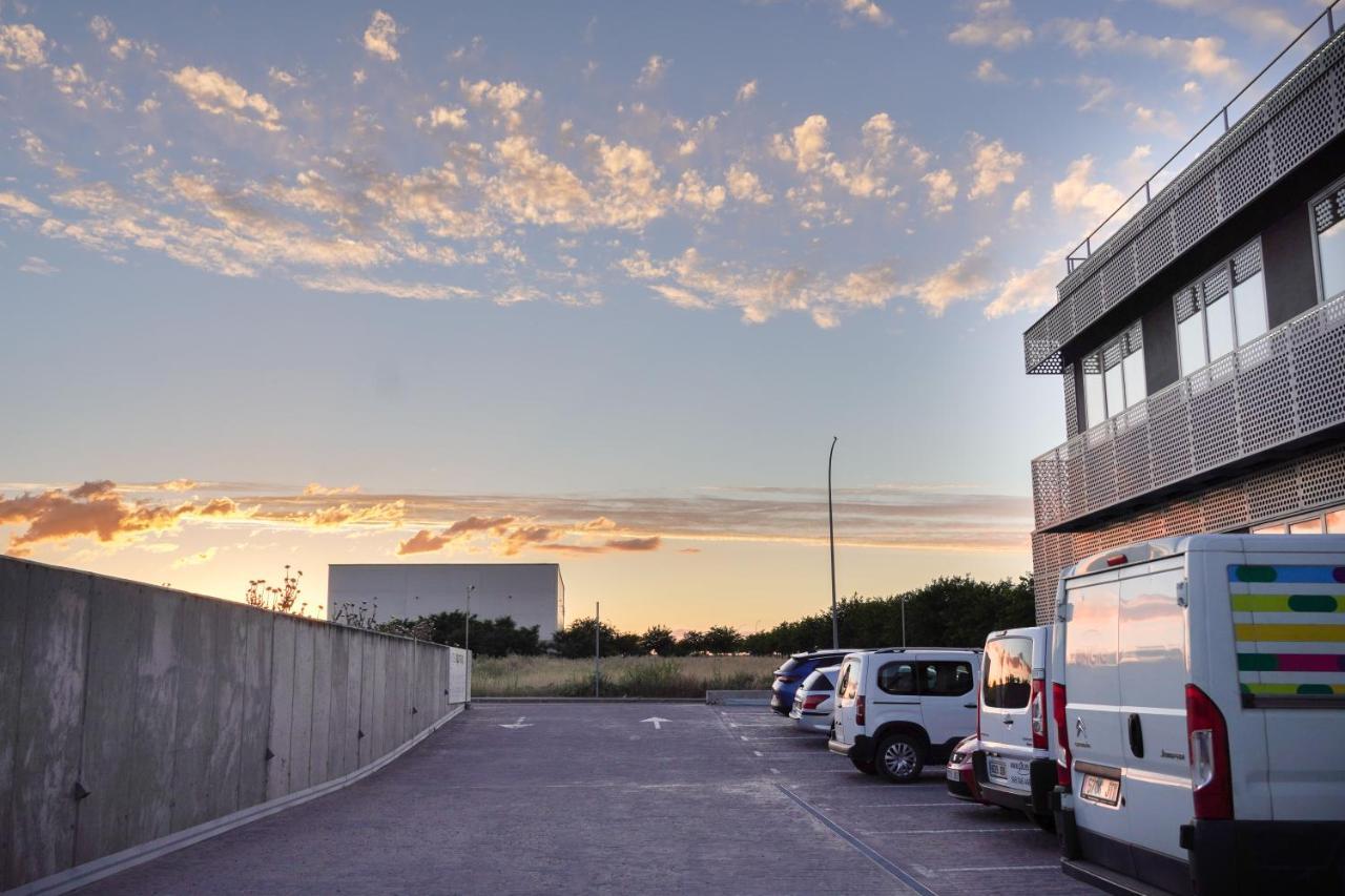 Alda Route 42 Hotel อิเญสกัส ภายนอก รูปภาพ